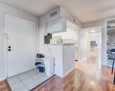 6001 Reims Road - Photo Thumbnail 9