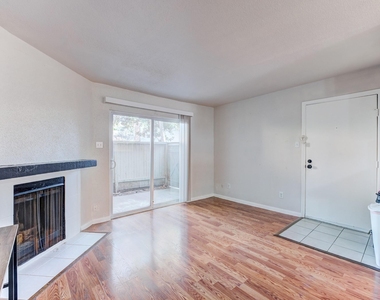 6001 Reims Road - Photo Thumbnail 7
