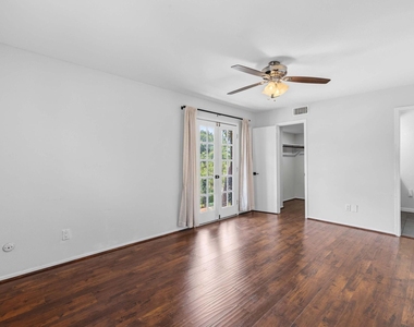 5534 Beverlyhill Street - Photo Thumbnail 10