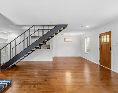 5534 Beverlyhill Street - Photo Thumbnail 6