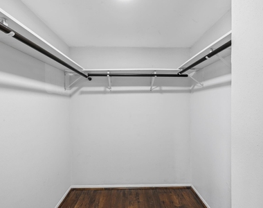 5534 Beverlyhill Street - Photo Thumbnail 14