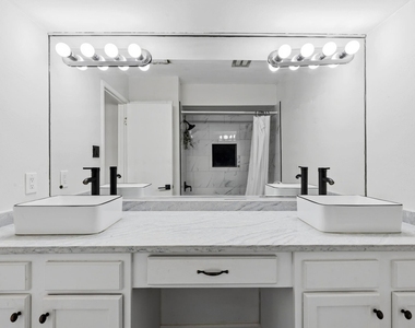 5534 Beverlyhill Street - Photo Thumbnail 16