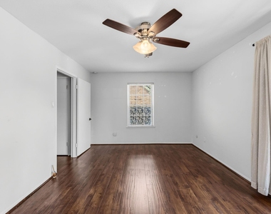 5534 Beverlyhill Street - Photo Thumbnail 12