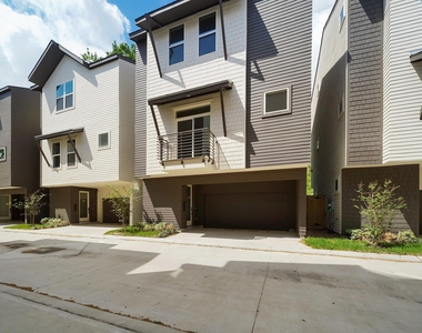 861 Rachel Street - Photo Thumbnail 26