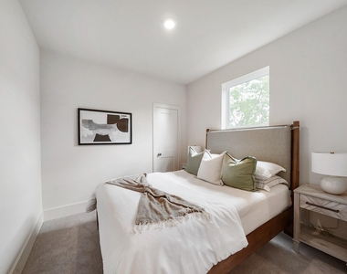 861 Rachel Street - Photo Thumbnail 18