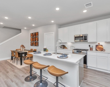 21038 Bay Village Drive - Photo Thumbnail 6
