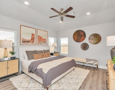 21038 Bay Village Drive - Photo Thumbnail 12