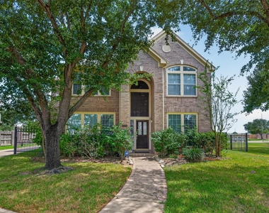 5535 Moss Meadow Court - Photo Thumbnail 2