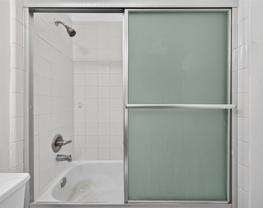 5535 Moss Meadow Court - Photo Thumbnail 25