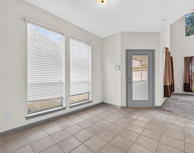 5535 Moss Meadow Court - Photo Thumbnail 17