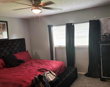 22223 Spring Gate Dr Drive - Photo Thumbnail 6