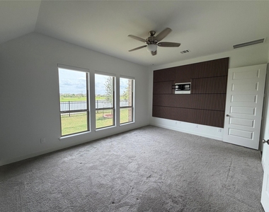 18902 Windy Orchard Court - Photo Thumbnail 5