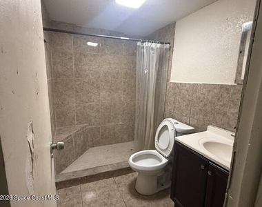 332 Palm Avenue - Photo Thumbnail 5