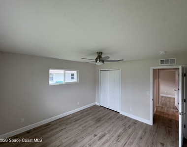 532 Sheridan Avenue - Photo Thumbnail 12