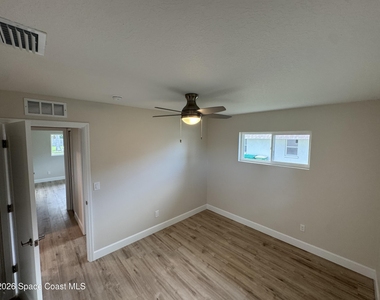 532 Sheridan Avenue - Photo Thumbnail 9