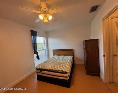 1225 N Wickham Road - Photo Thumbnail 10