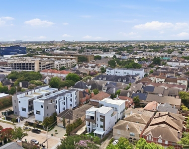 6011 Burgoyne Road - Photo Thumbnail 36