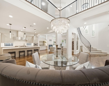 6011 Burgoyne Road - Photo Thumbnail 10