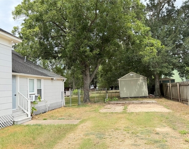 322 Fitzgerald Street - Photo Thumbnail 12