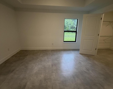 2542 Hester Avenue Se - Photo Thumbnail 11