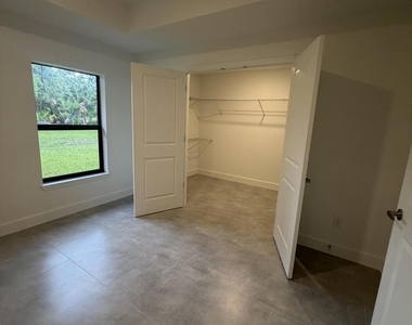 2542 Hester Avenue Se - Photo Thumbnail 12