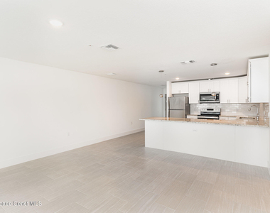 1605 Par Street Ne - Photo Thumbnail 4