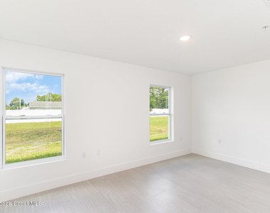 1605 Par Street Ne - Photo Thumbnail 16