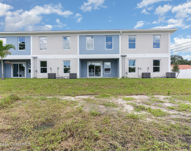 1605 Par Street Ne - Photo Thumbnail 32