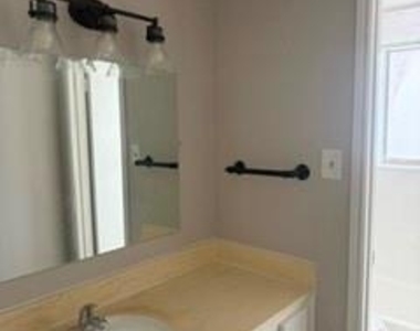 1603 W Main Street - Photo Thumbnail 7