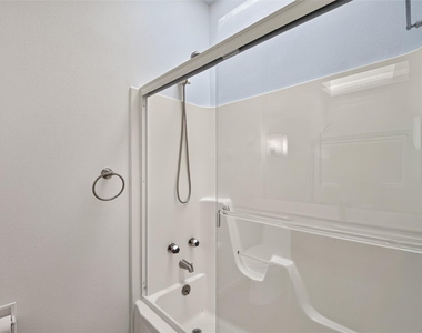 3621 Yupon Street - Photo Thumbnail 36