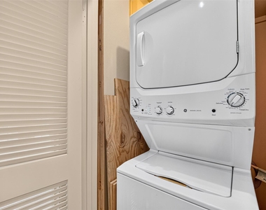 3621 Yupon Street - Photo Thumbnail 41