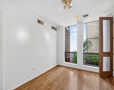 3621 Yupon Street - Photo Thumbnail 47