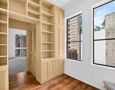 3621 Yupon Street - Photo Thumbnail 21