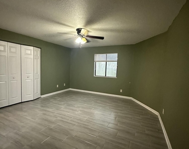 2190 Forest Knoll Drive Ne - Photo Thumbnail 5