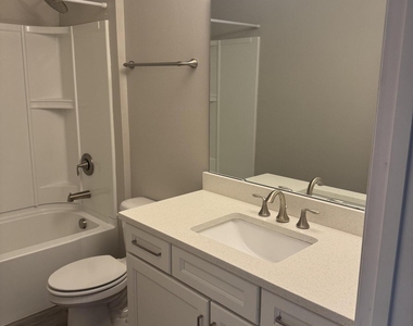 49 Montecito Drive - Photo Thumbnail 4