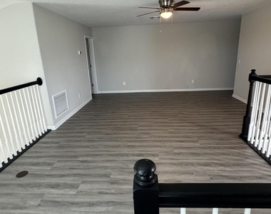 49 Montecito Drive - Photo Thumbnail 9