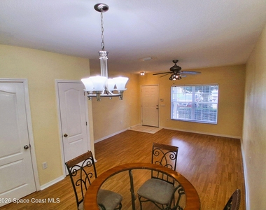 1335 Hampton Park Lane - Photo Thumbnail 3