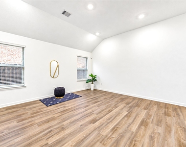 24310 Palomino Sage Trail - Photo Thumbnail 15