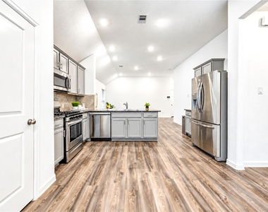 24310 Palomino Sage Trail - Photo Thumbnail 8