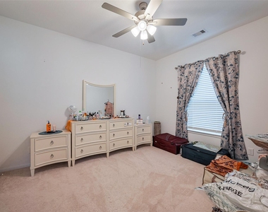 5819 Southern Rose Lane - Photo Thumbnail 29
