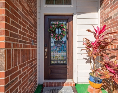 5819 Southern Rose Lane - Photo Thumbnail 5