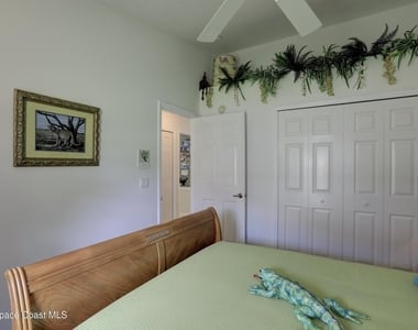 990 Genesee Avenue - Photo Thumbnail 24
