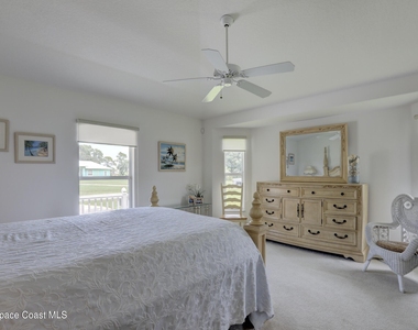 990 Genesee Avenue - Photo Thumbnail 17