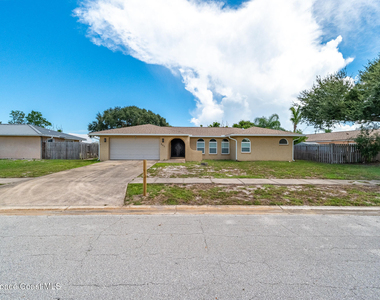 645 Caiman Street - Photo Thumbnail 1