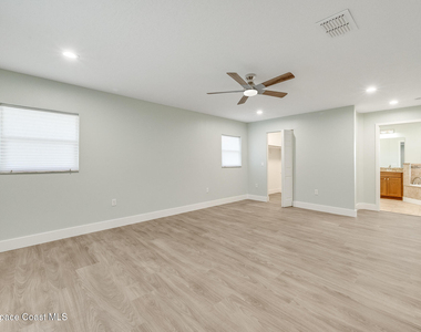 645 Caiman Street - Photo Thumbnail 31
