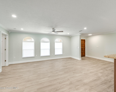 645 Caiman Street - Photo Thumbnail 16