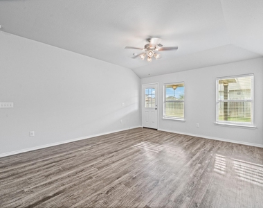 21215 Trumpet Lily Trail - Photo Thumbnail 20