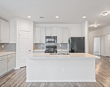 21215 Trumpet Lily Trail - Photo Thumbnail 17