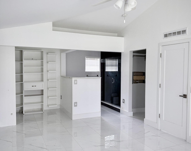 1680 Whiting Street Se - Photo Thumbnail 6