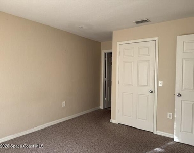 3552 D'avinci Way - Photo Thumbnail 4